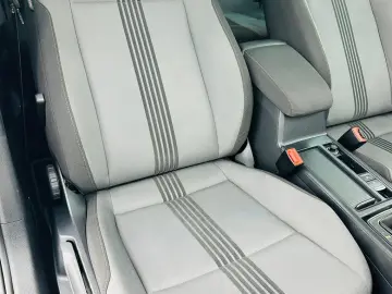 VOLKSWAGEN GOLF 2017 2.0D E6 Garantie 12  Luni Rate Avans 0