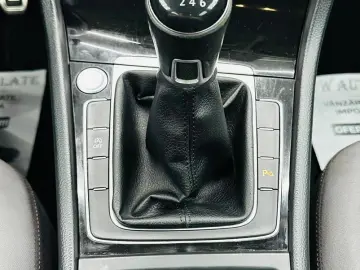 VOLKSWAGEN GOLF 2017 2.0D E6 Garantie 12  Luni Rate Avans 0