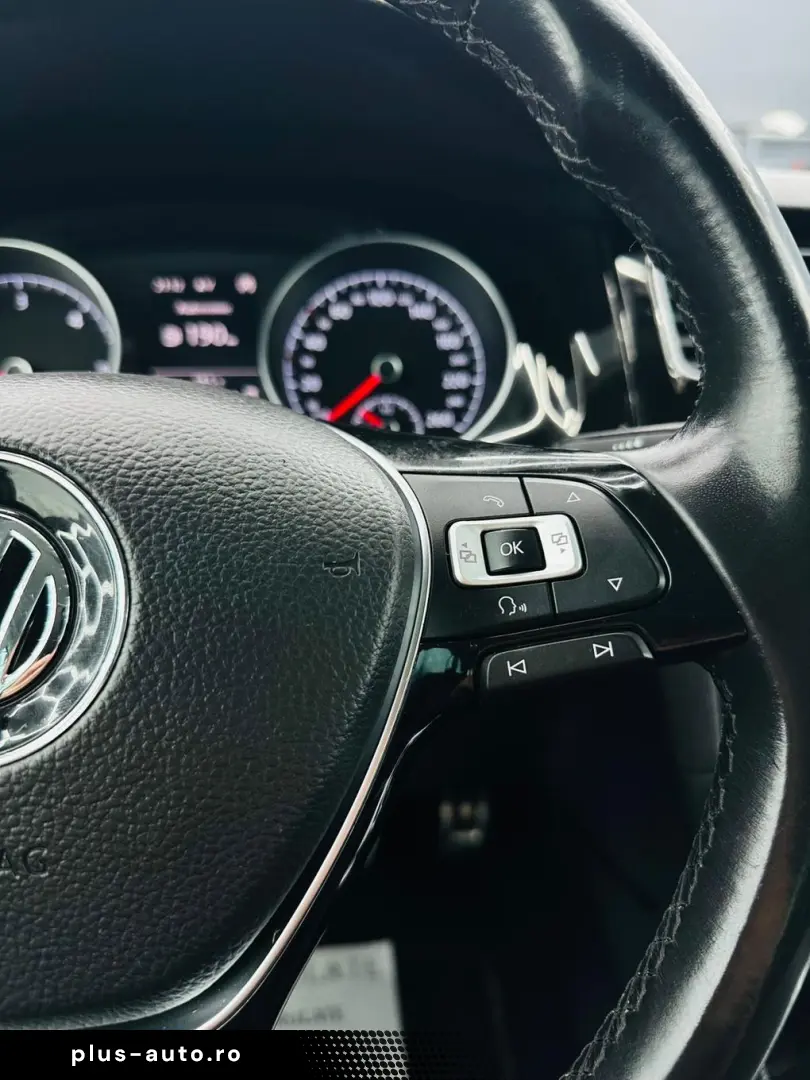 VOLKSWAGEN GOLF 2017 2.0D E6 Garantie 12  Luni Rate Avans 0