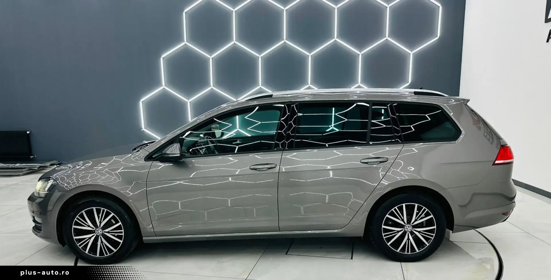 VOLKSWAGEN GOLF 2017 2.0D E6 Garantie 12  Luni Rate Avans 0