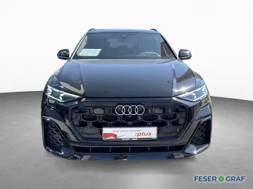 AUDI Q8 SUV
