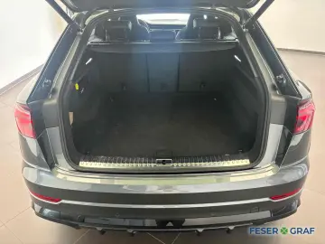 AUDI Q8 50 TDI qu. tiptr. 2 x S line - PANO - AHK -