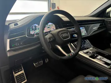 AUDI Q8 50 TDI qu. tiptr. 2 x S line - PANO - AHK -