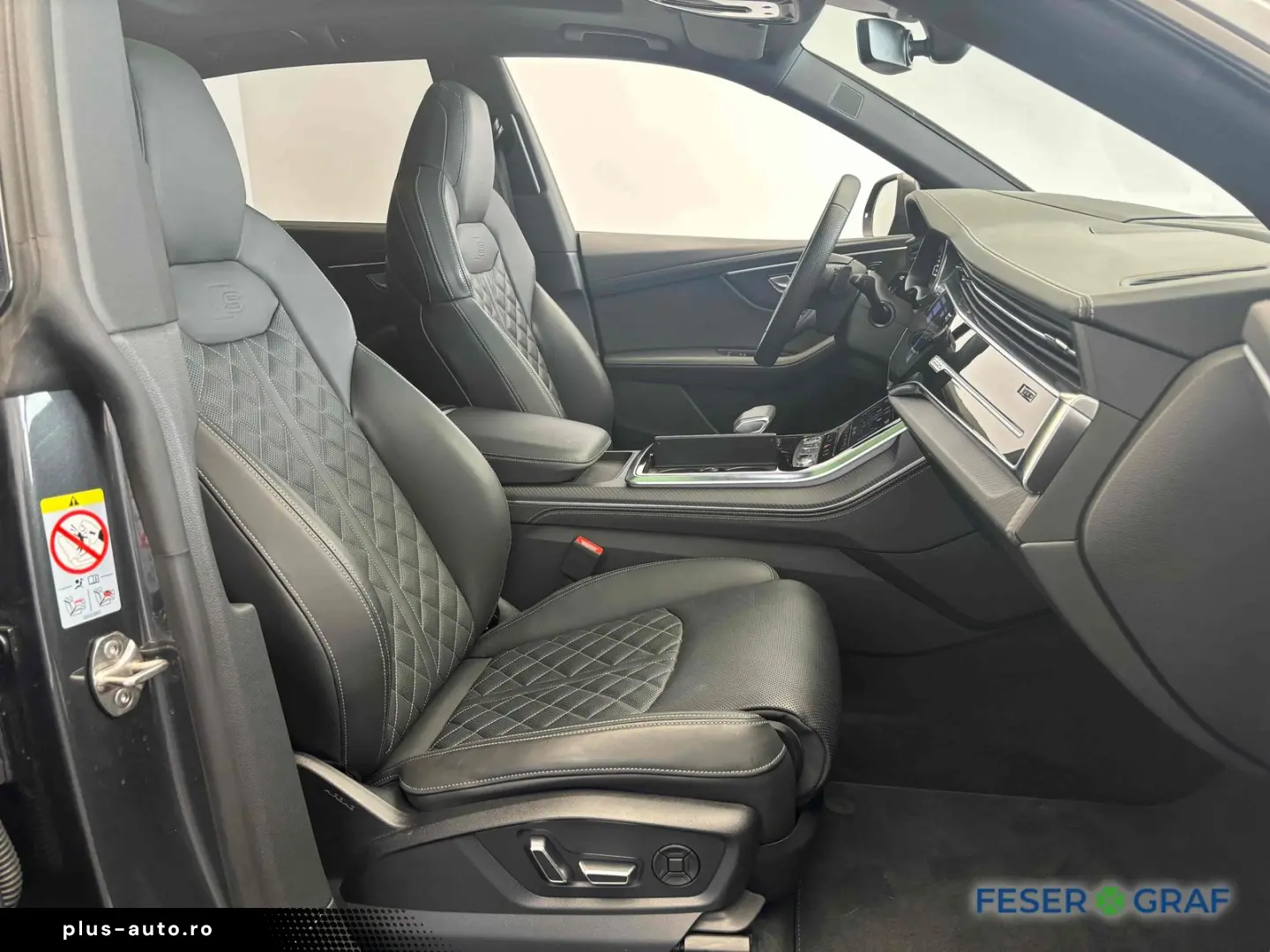 AUDI Q8 50 TDI qu. tiptr. 2 x S line - PANO - AHK -