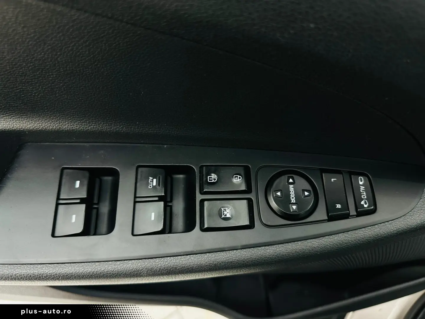HYUNDAI TUCSON 2016 1.7D E6 Garantie 12 Luni Rate Avans 0 Do