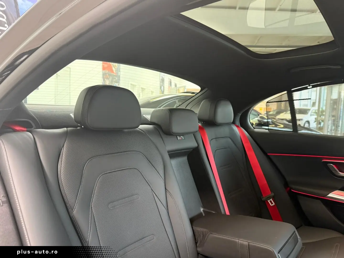 MERCEDES-BENZ E-Class 2024 — imagine 25