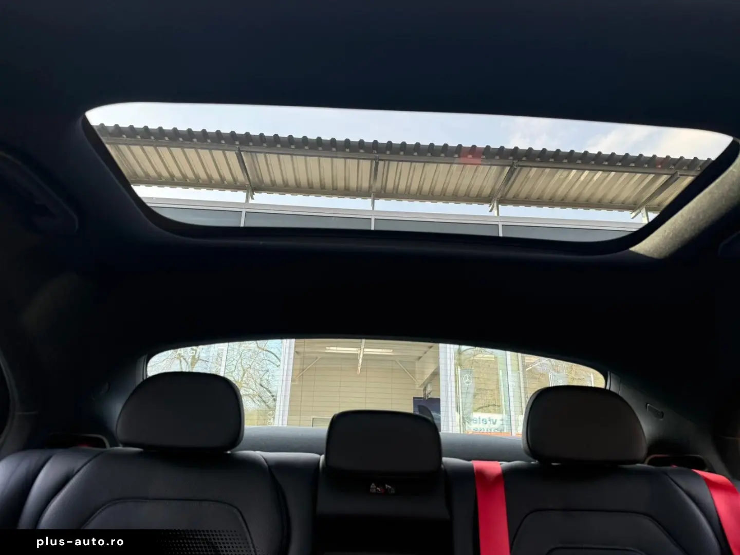 MERCEDES-BENZ E-Class 2024 — imagine 28