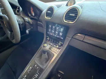PORSCHE 718 Cayman GT4 RS Weissach-Paket Lift 20''