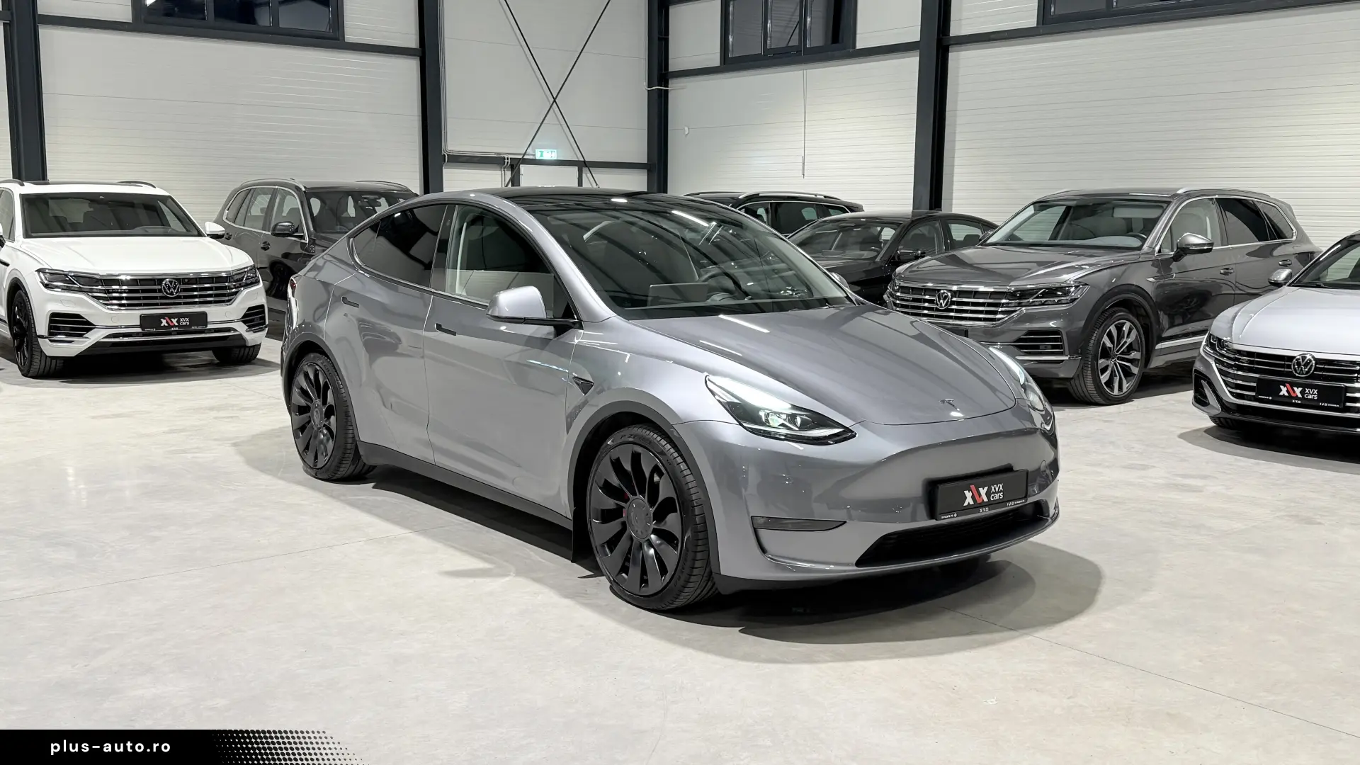 Tesla Model Y Dual Motor Performance Autopilot Avansat