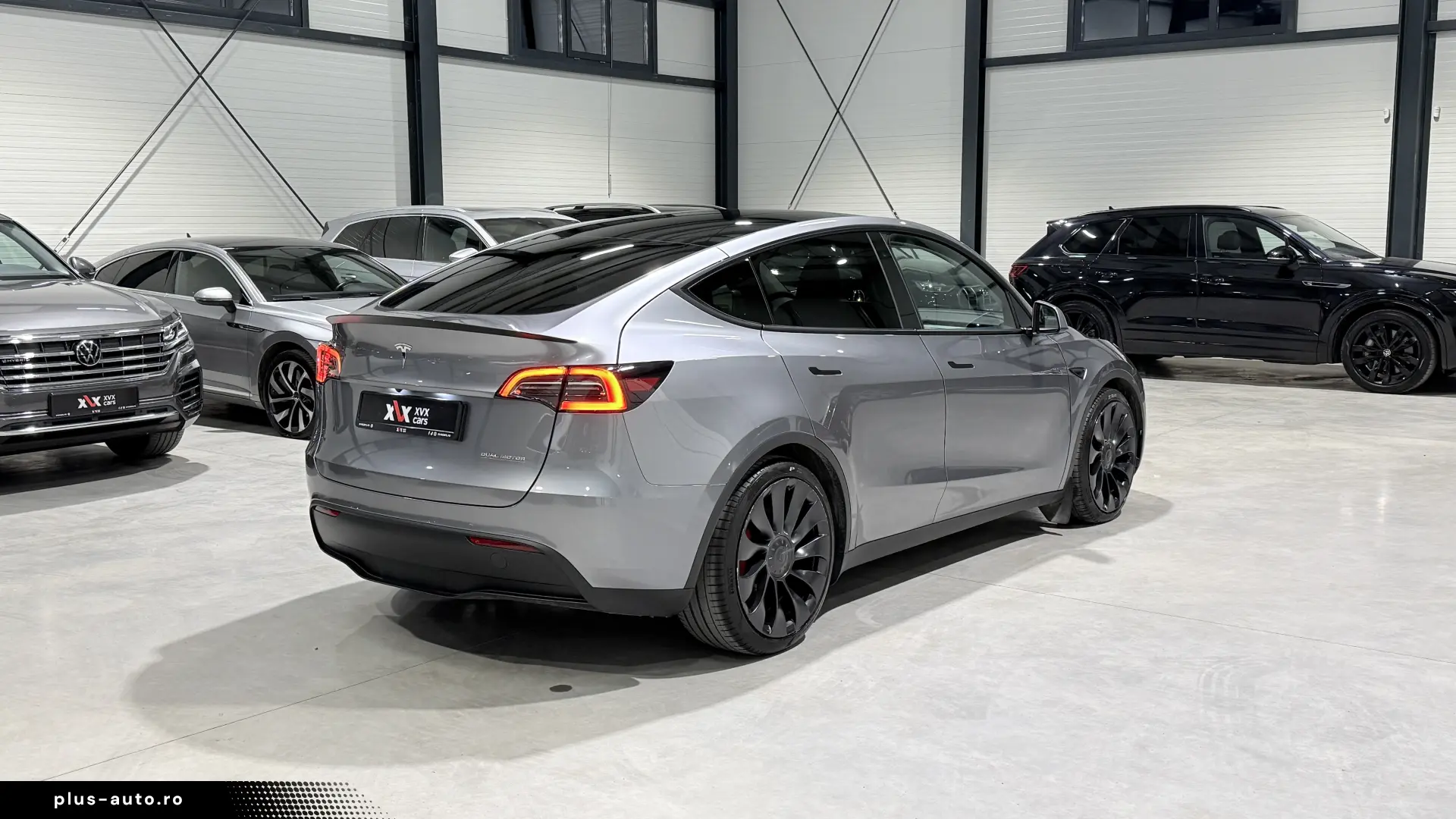 Tesla Model Y Dual Motor Performance Autopilot Avansat