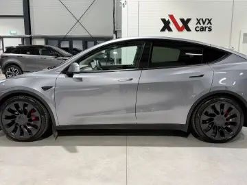 Tesla Model Y Dual Motor Performance Autopilot Avansat