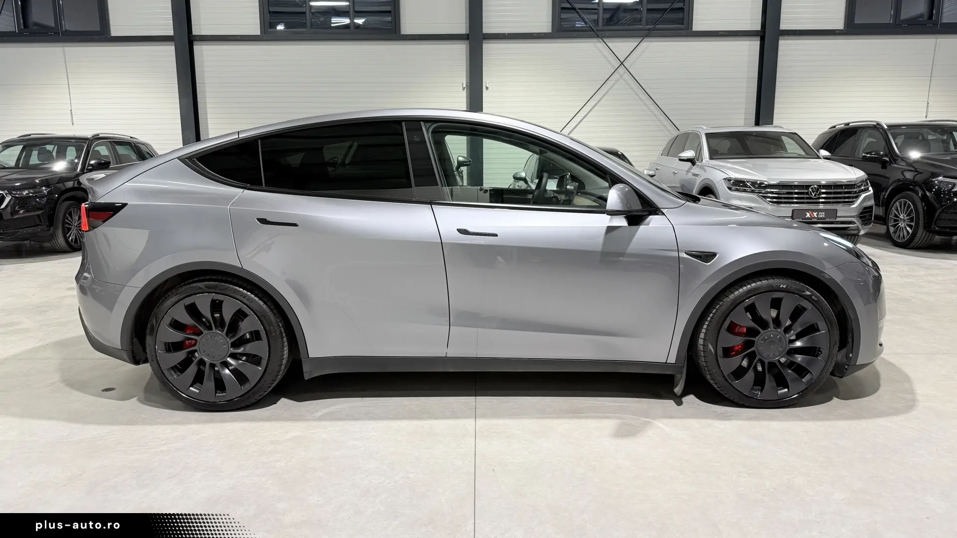 Tesla Model Y Dual Motor Performance Autopilot Avansat
