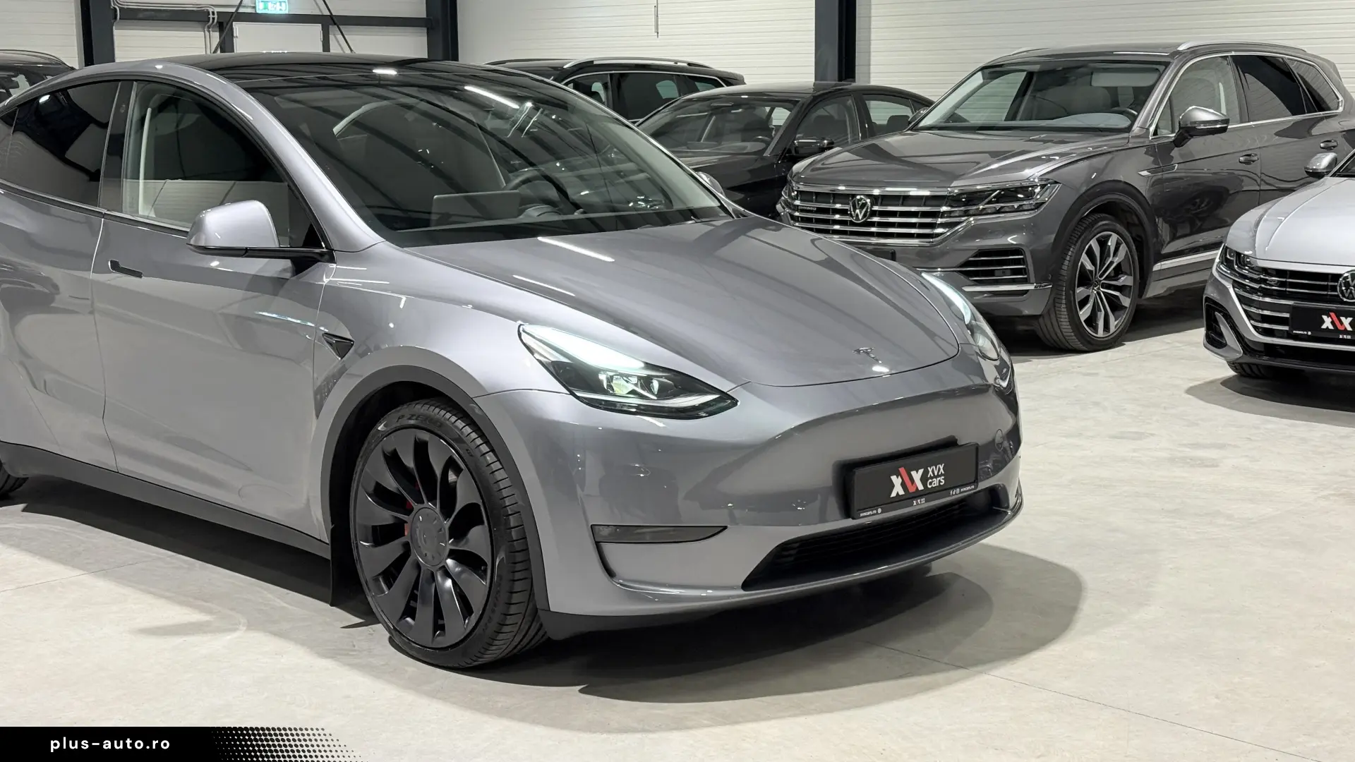 Tesla Model Y Dual Motor Performance Autopilot Avansat