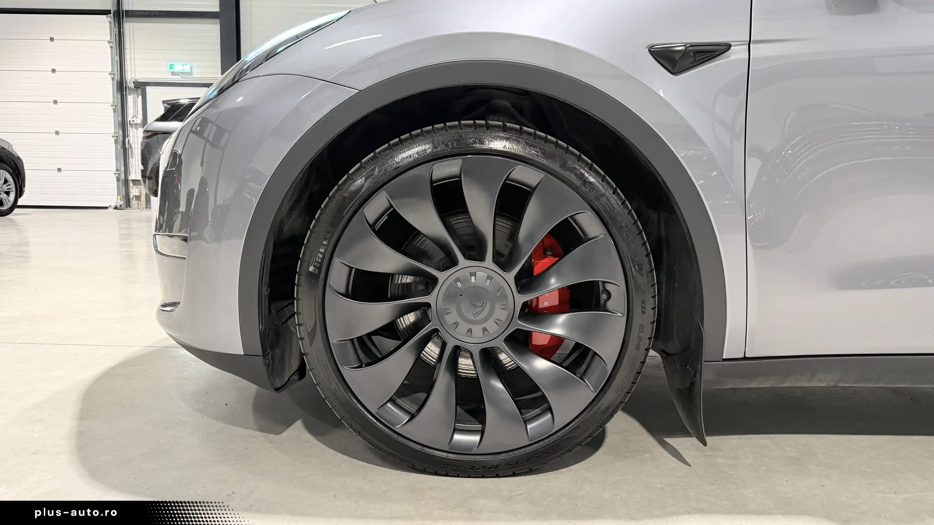Tesla Model Y Dual Motor Performance Autopilot Avansat