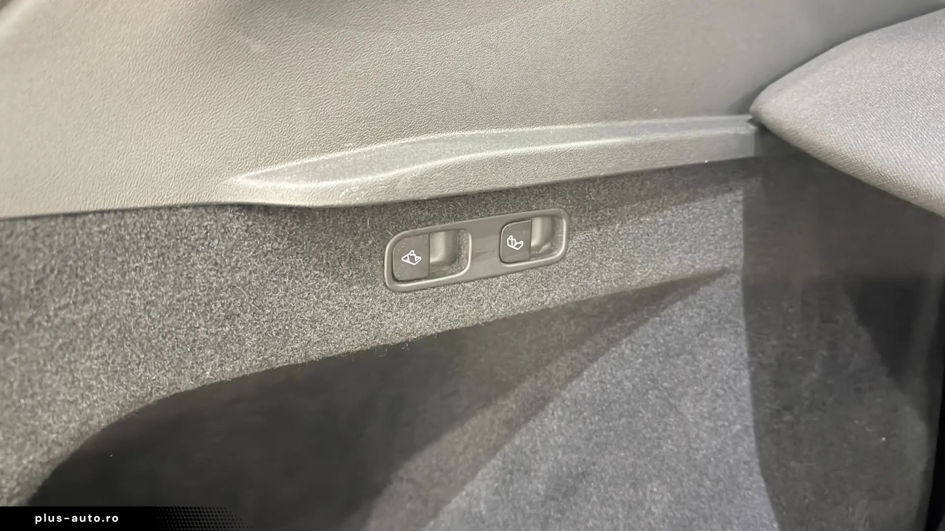 Tesla Model Y Dual Motor Performance Autopilot Avansat