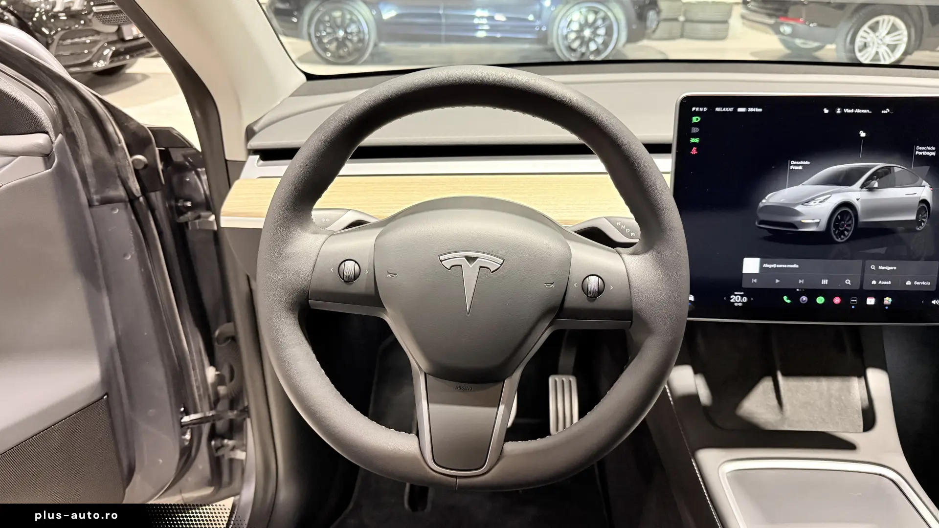 Tesla Model Y Dual Motor Performance Autopilot Avansat