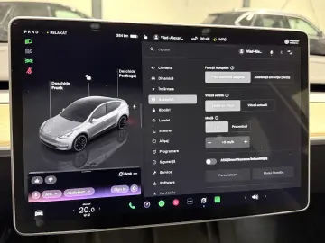 Tesla Model Y Dual Motor Performance Autopilot Avansat