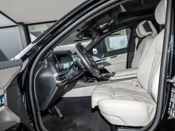 BMW 740 d xDrive M Sport