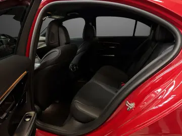 MERCEDES-BENZ C 300 d AMG