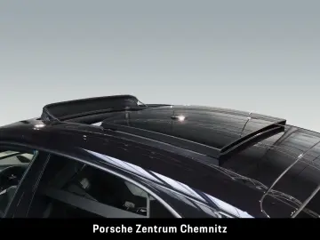 Porsche Macan 4 Electric