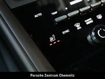 Porsche Macan 4 Electric