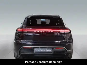 Porsche Macan 4 Electric