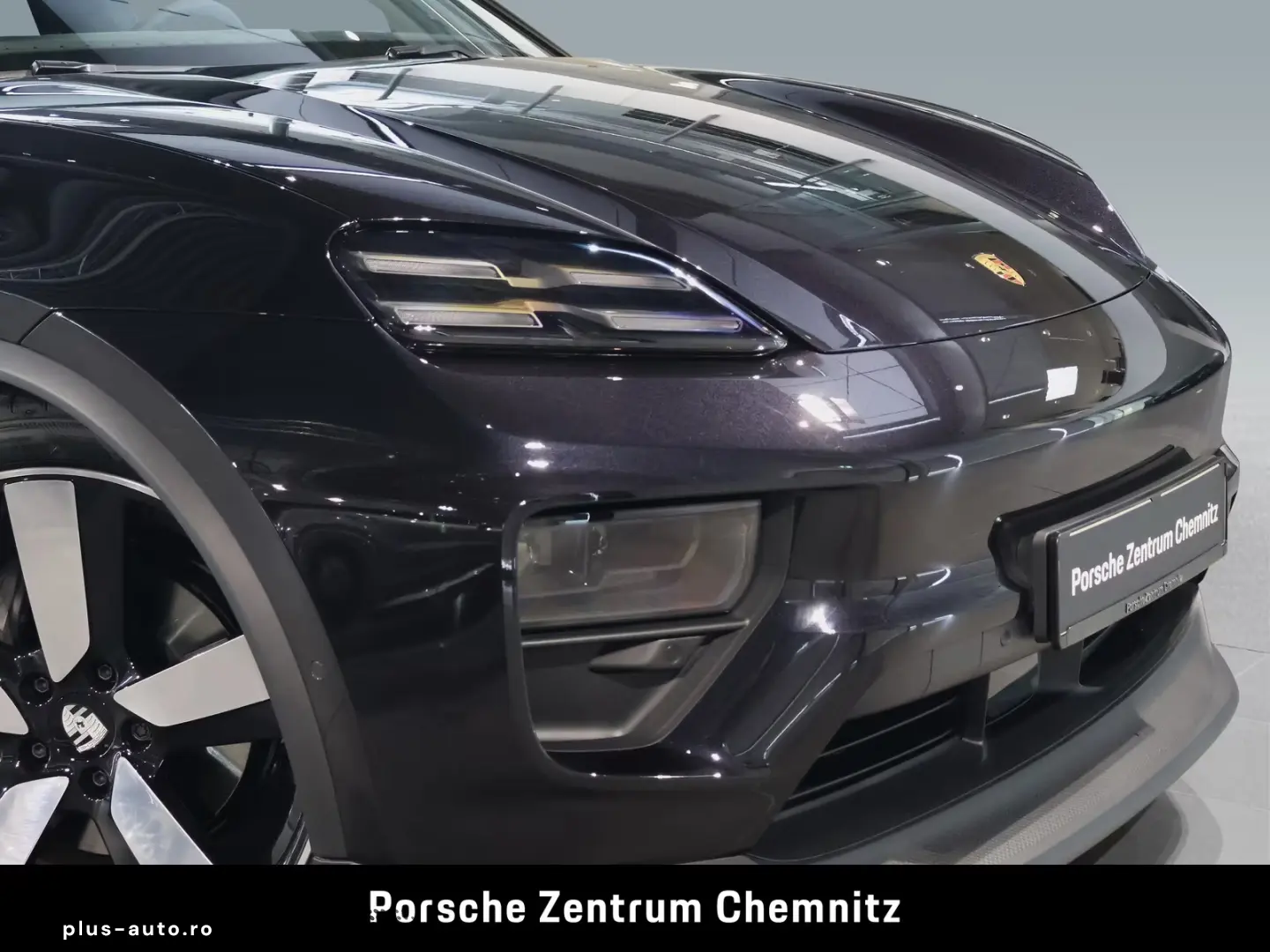 Porsche Macan 4 Electric