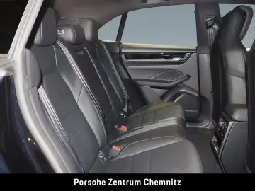 Porsche Macan 4 Electric