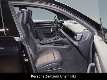 Porsche Macan 4 Electric