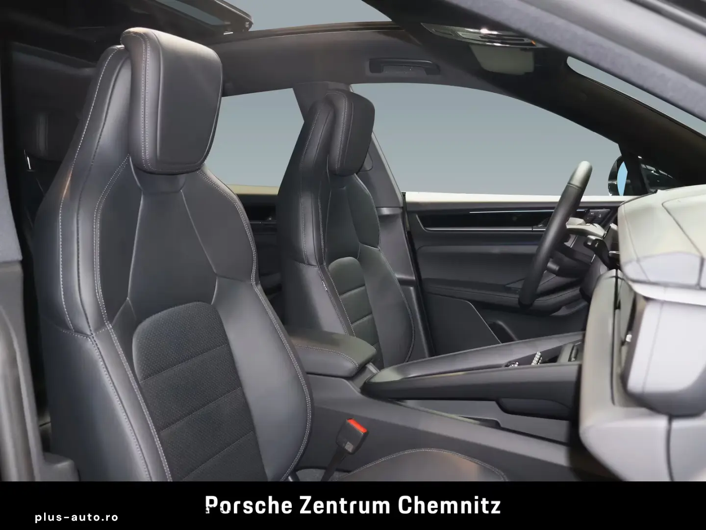 Porsche Macan 4 Electric