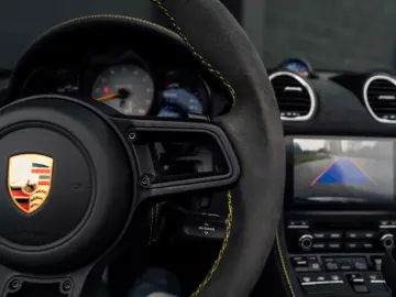 PORSCHE 718 Boxster Spyder RS WEISSACH PCCB PASM