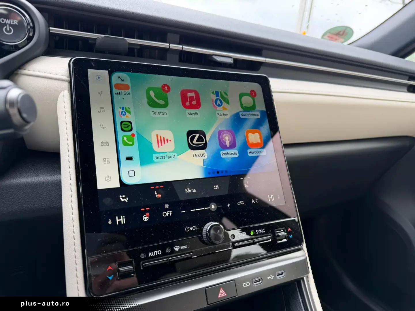 Lexus LBX Elegant  Leder Weiß  LED  Kamera