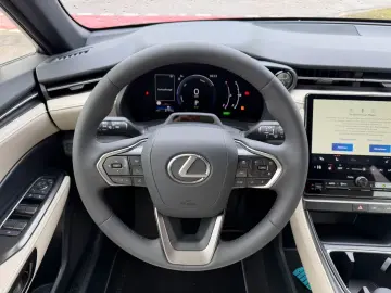 Lexus LBX Elegant  Leder Weiß  LED  Kamera