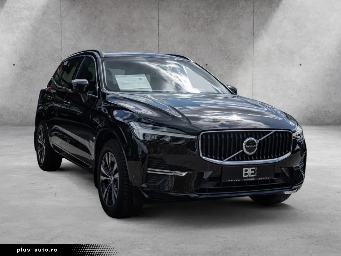 VOLVO XC60 2021 — imagine 3
