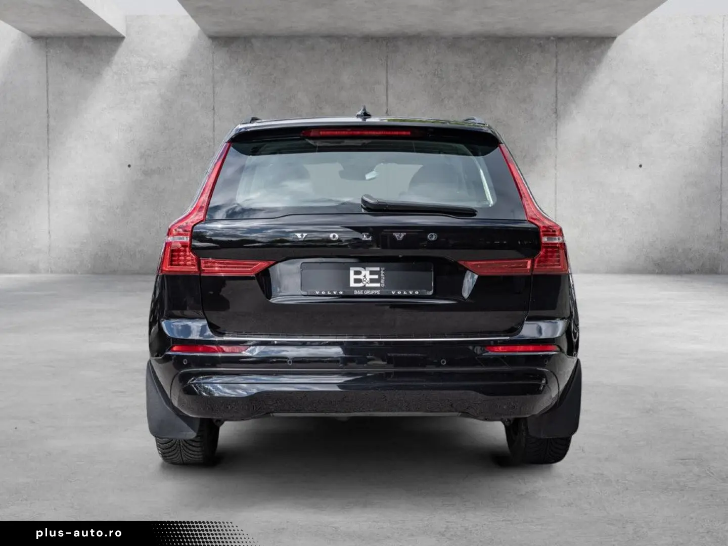 VOLVO XC60 2021 — imagine 6