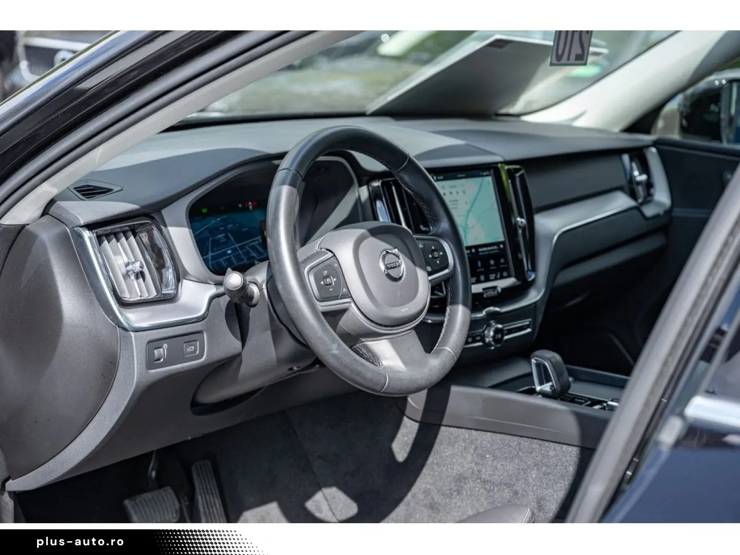 VOLVO XC60 2021 — imagine 22