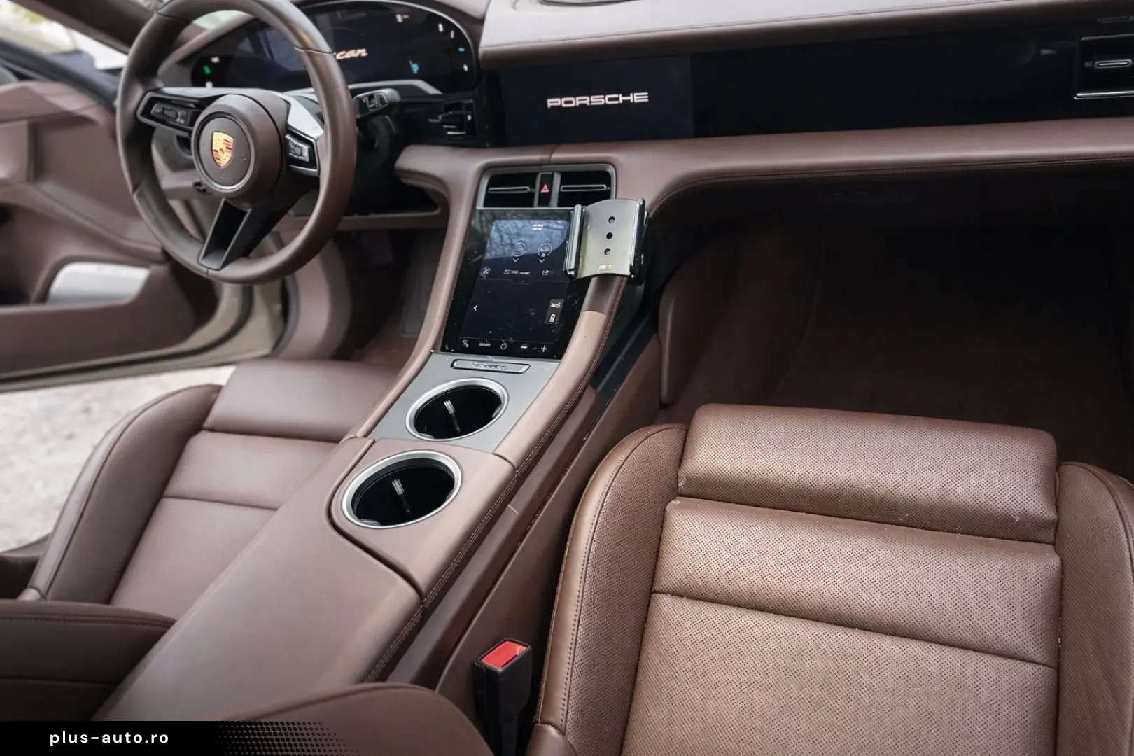 PORSCHE Taycan 4S   VOLL  PANORAMA HUD 360 MATRIX