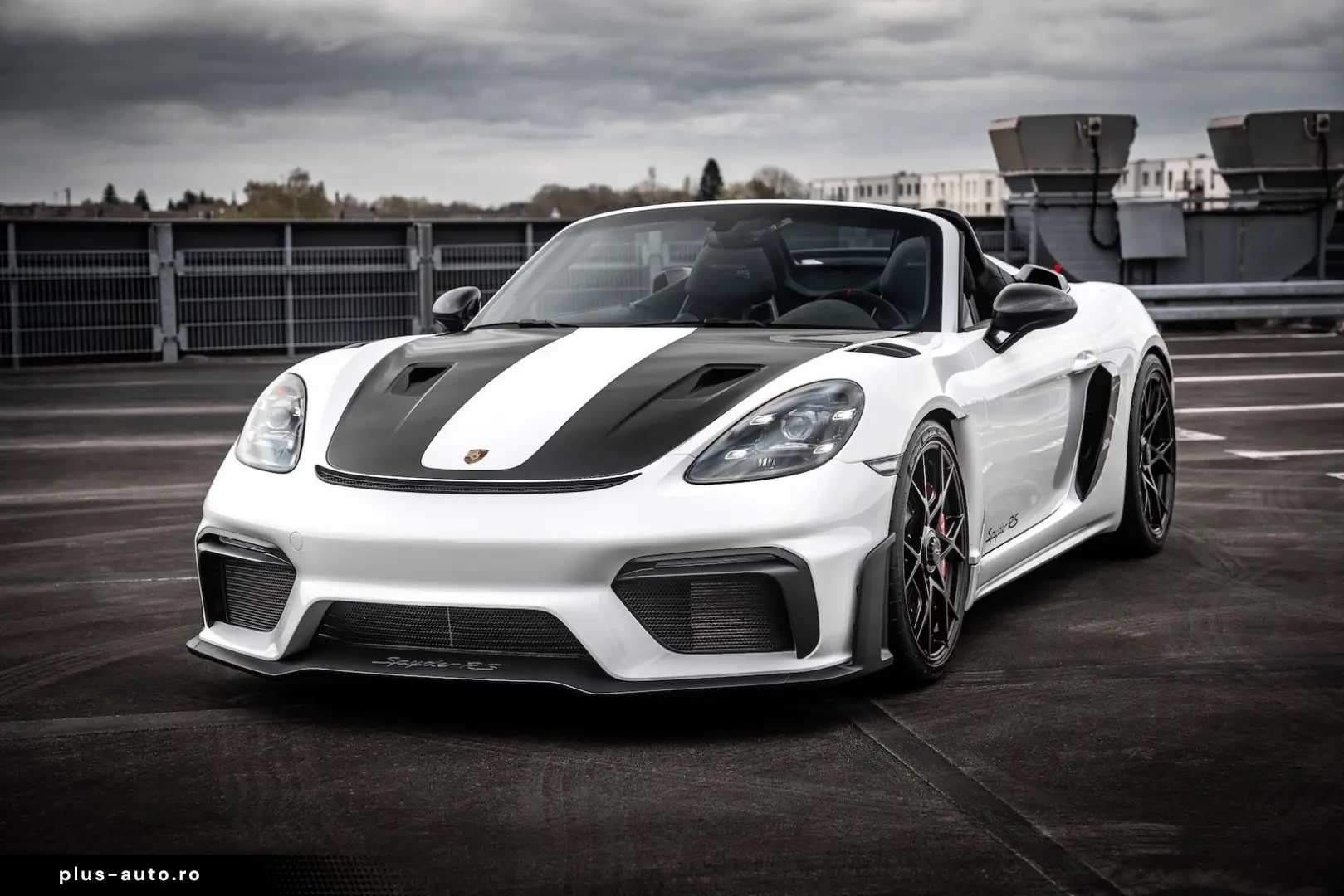PORSCHE Boxster 718 Spyder RS WEISSACH