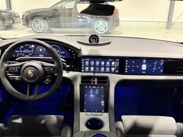 Porsche Taycan GTS Burmester Pneumatic Alcantara