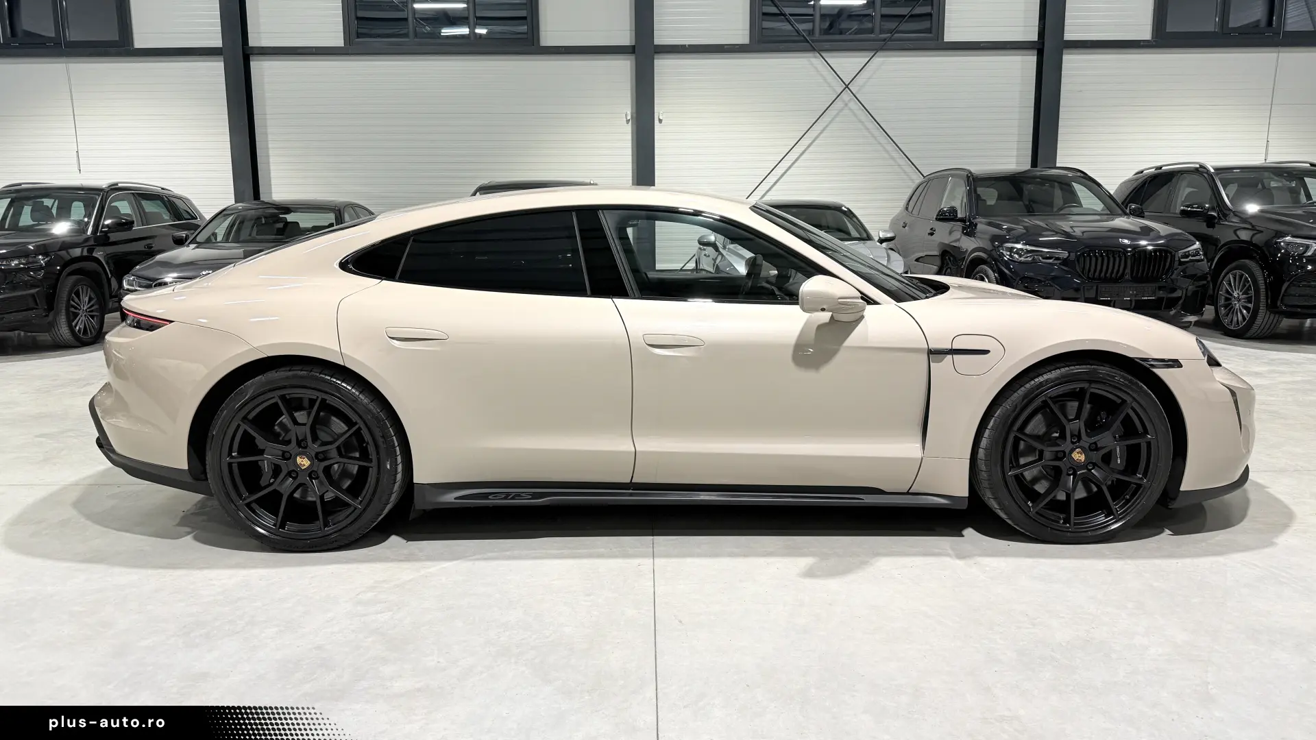 Porsche Taycan GTS Burmester Pneumatic Alcantara
