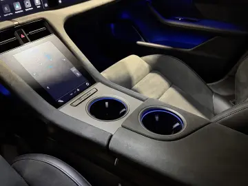 Porsche Taycan GTS Burmester Pneumatic Alcantara