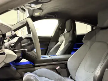 Porsche Taycan GTS Burmester Pneumatic Alcantara