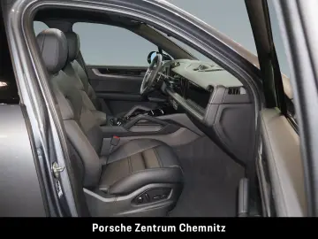Porsche Cayenne Black Edition!