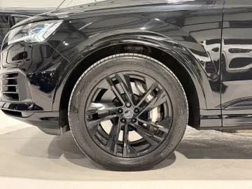 Audi Q7 55TFSIe Laser B&O Int. Maro Ventilatie 360