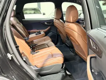 Audi Q7 55TFSIe Laser B&O Int. Maro Ventilatie 360