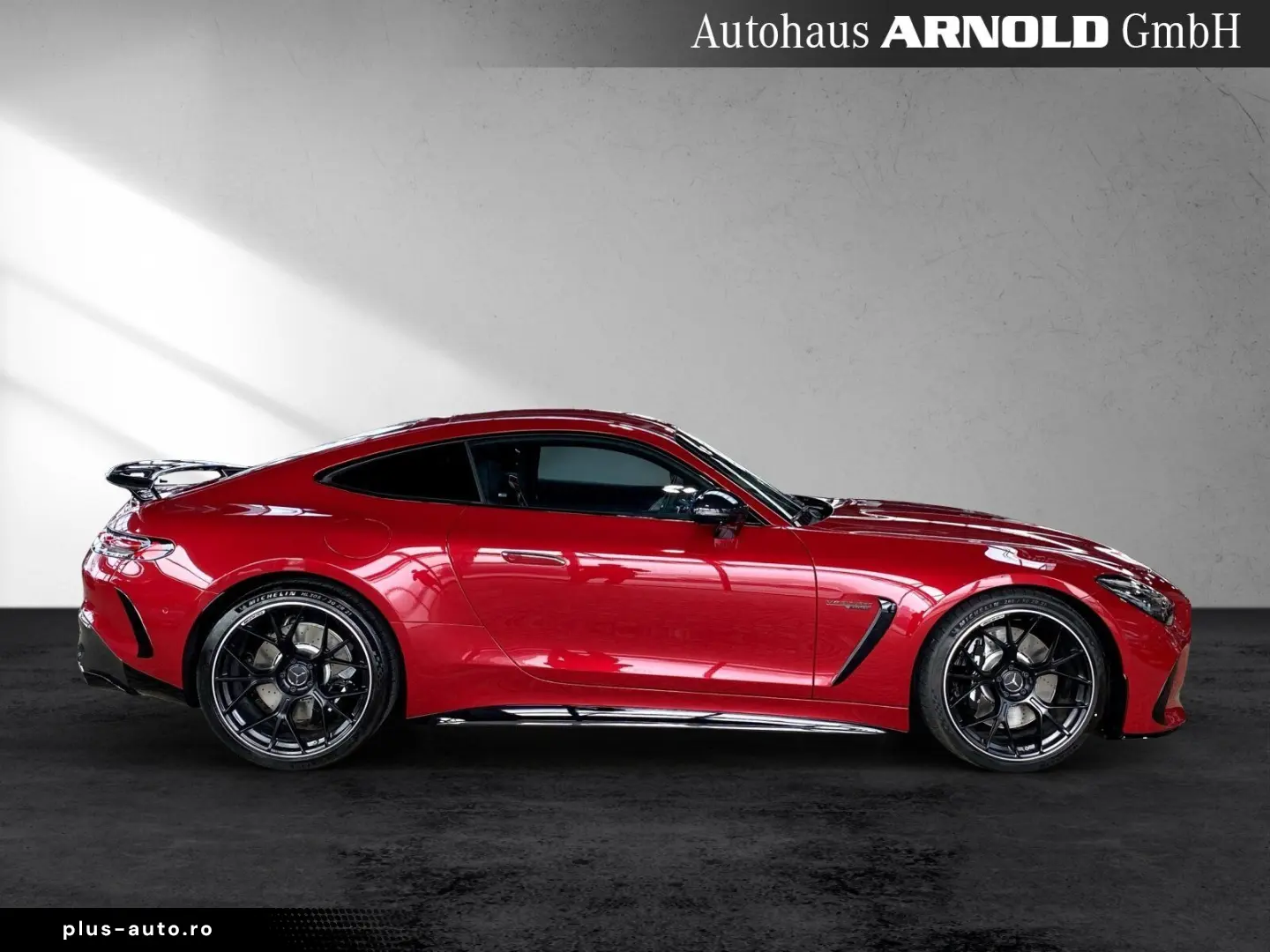 MERCEDES-BENZ Mercedes-AMG GT 63 4M  Carbon