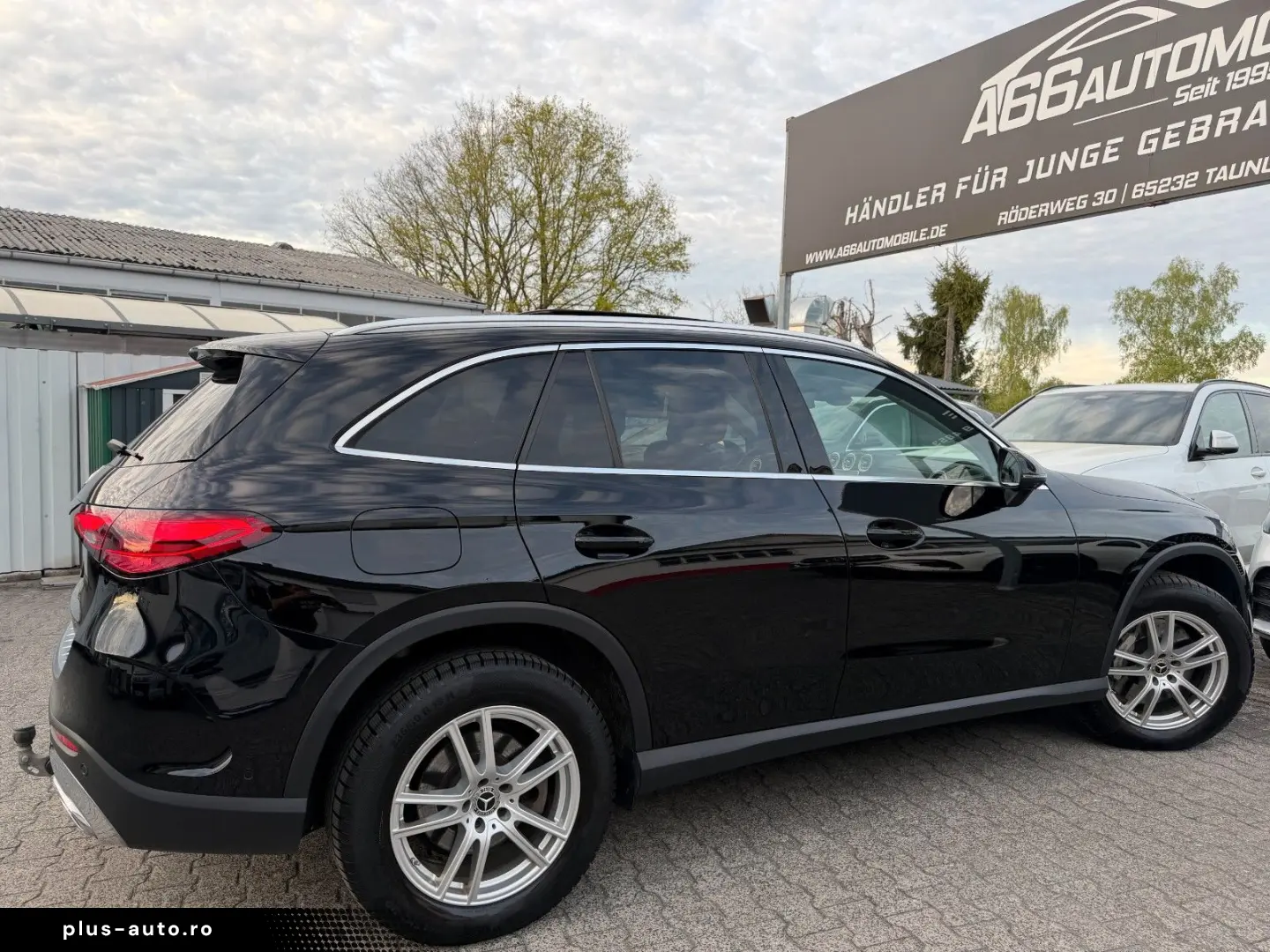 MERCEDES-BENZ GLC 300 4M AMG PANO DISTR  Dig.Light A&hellip;