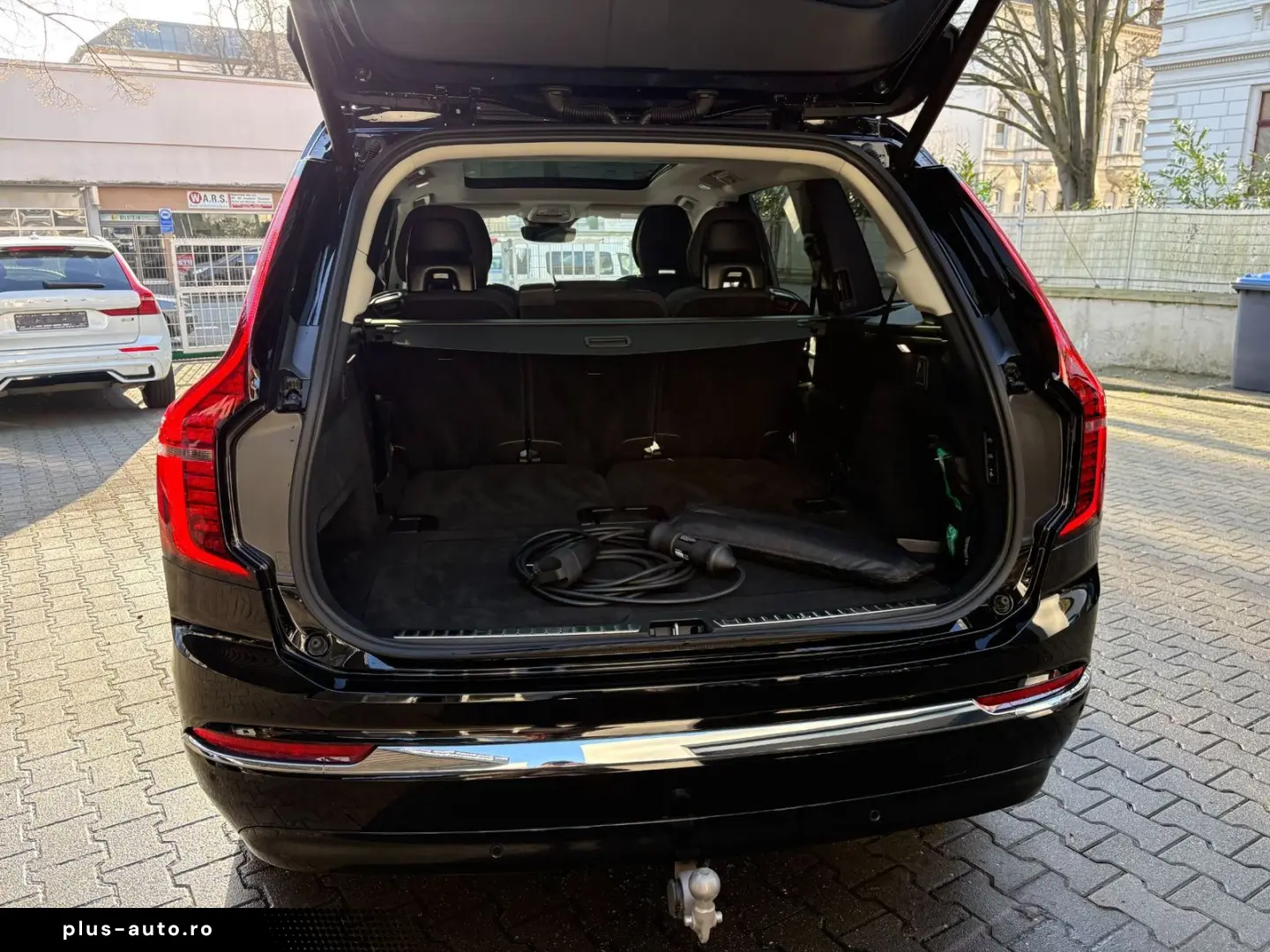 VOLVO XC90 T8 Plus Bright FourC AHK PANO 360  Facelift