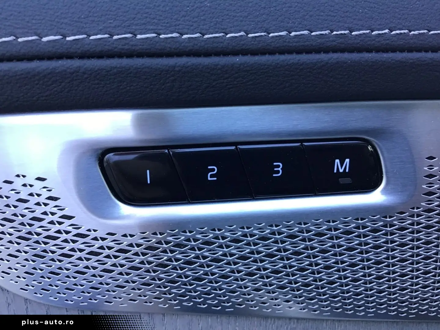 VOLVO XC90 T8 Plus Bright AWD 7-Sitzer 360  Cam HUD