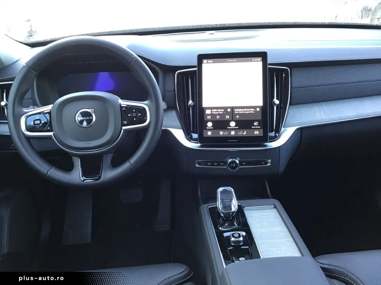 VOLVO XC90 T8 Plus Dark AWD 7-Sitzer 360  Cam Stdhzg.